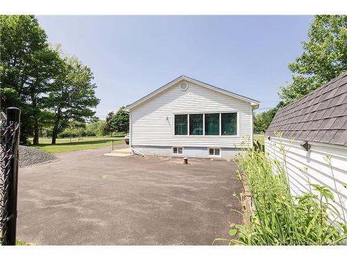816 Pleasant Dr, Minto, NB 