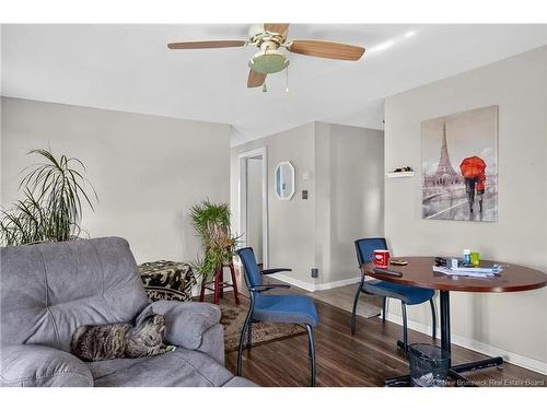 135 Riverview Dr, Saint John, NB - Indoor