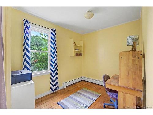 123 Henry St, Fredericton, NB 