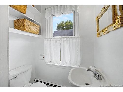 123 Henry St, Fredericton, NB 
