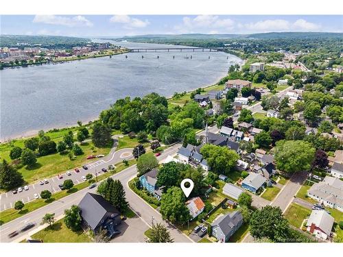 123 Henry St, Fredericton, NB 