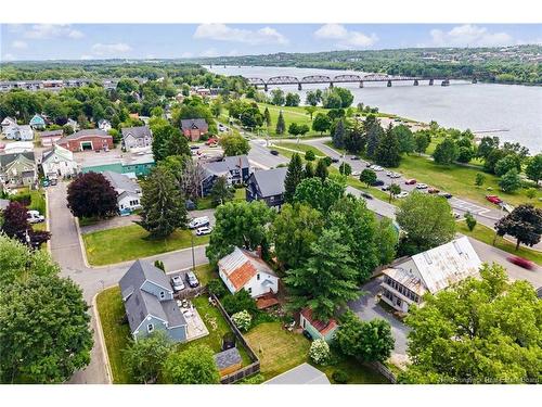 123 Henry St, Fredericton, NB 