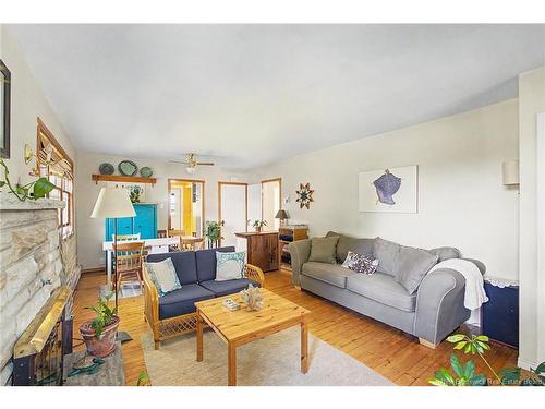123 Henry St, Fredericton, NB 