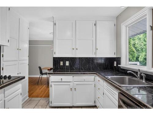 18 Forest Rd, Rothesay, NB 