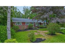 18 Forest RD Rothesay, NB E2H 1B5