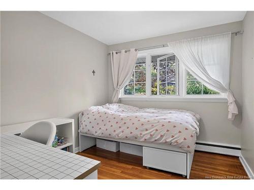 18 Forest Rd, Rothesay, NB 