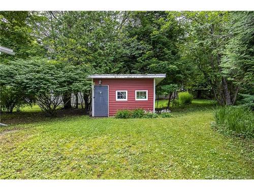 18 Forest Rd, Rothesay, NB 