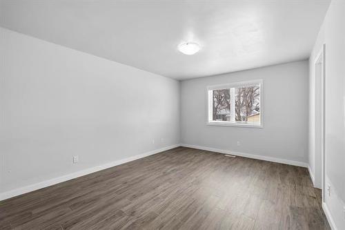 496 Hethrington Ave, Winnipeg, MB - Indoor Photo Showing Other Room