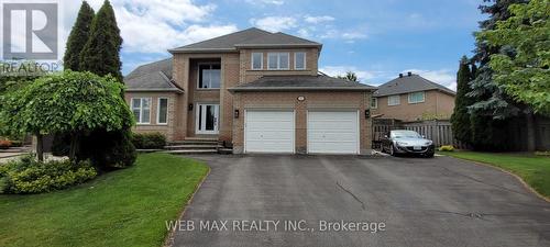 Heated garage,$$$$ on landscaping, 100 '  frontage - 22 Ashbury Crescent, Caledon, ON - Outdoor With Facade