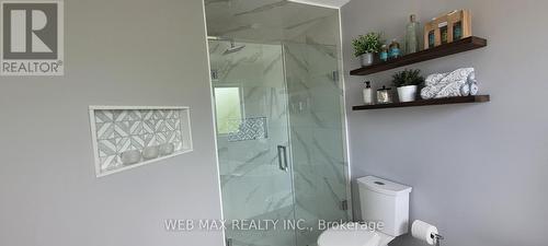 Glass Shower with niche in  prime bathroom - 22 Ashbury Crescent, Caledon, ON - Indoor Photo Showing Bathroom