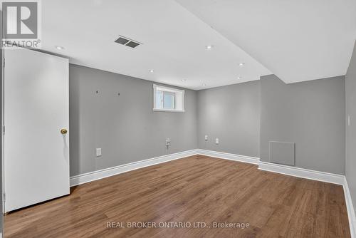 72 Houghton Avenue S, Hamilton, ON - Indoor Photo Showing Other Room
