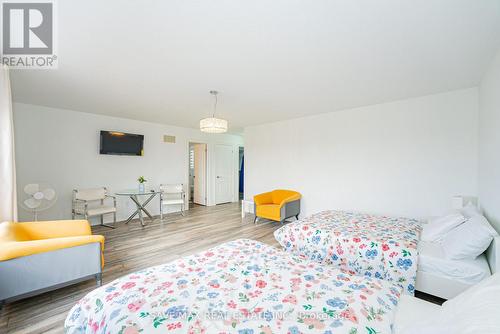 86 Sunset Way, Thorold, ON - Indoor Photo Showing Bedroom