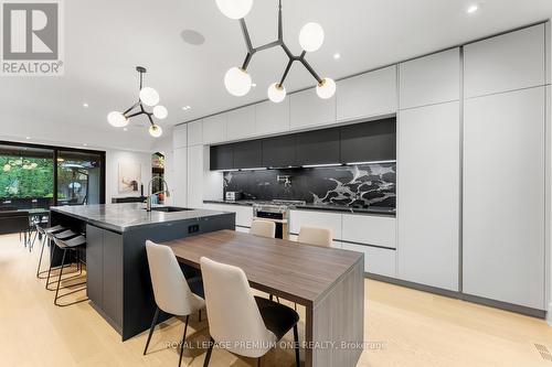 49 Norman Drive, King, ON - Indoor Photo Showing Dining Room