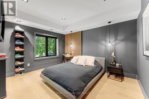 49 Norman Drive, King, ON - Indoor Photo Showing Bedroom