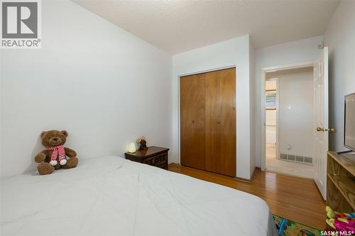 4343 England Road, Regina, SK - Indoor Photo Showing Bedroom
