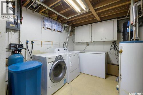 4343 England Road, Regina, SK - Indoor Photo Showing Laundry Room