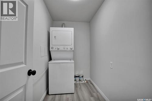 405 600 Centennial Boulevard, Warman, SK - Indoor Photo Showing Laundry Room