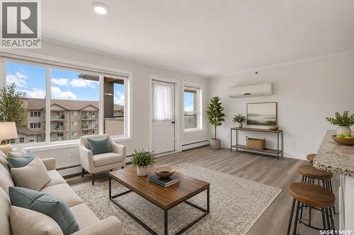 405 600 Centennial Boulevard, Warman, SK - Indoor Photo Showing Living Room