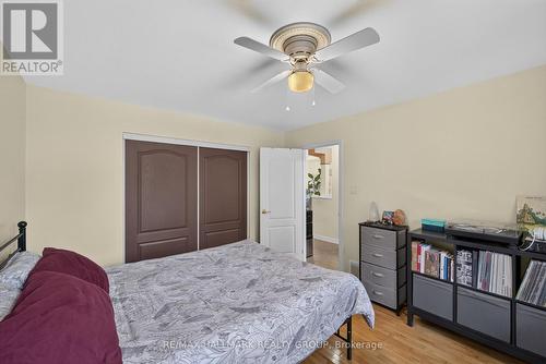 1100 Bathgate Drive, Ottawa, ON - Indoor Photo Showing Bedroom