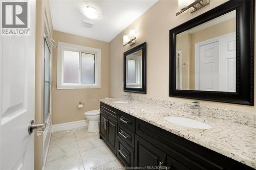 2988 Ruth, Windsor, ON - Indoor Photo Showing Bathroom