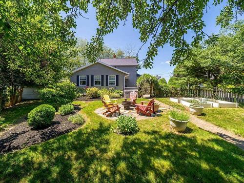 16 Lawnwood Avenue, Halifax, NS 