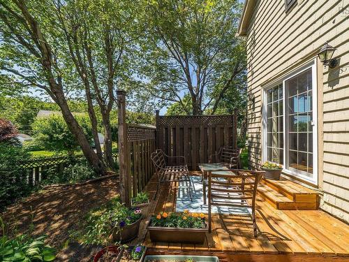 16 Lawnwood Avenue, Halifax, NS 