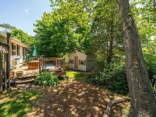 16 Lawnwood Avenue, Halifax, NS 