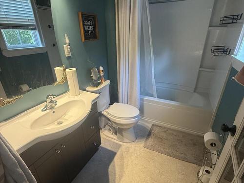 114 Hawthorne Street, Antigonish, NS - Indoor Photo Showing Bathroom