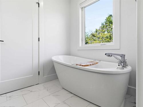 16 Hamilton Drive, Middle Sackville, NS 