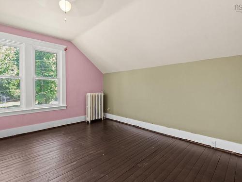 475 Albert Street, Windsor, NS - Indoor Photo Showing Other Room
