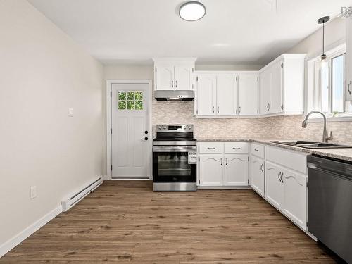 9 Deyoung Drive, Eastern Passage, NS - Indoor Photo Showing Kitchen