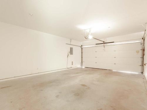 560 Parkland Drive, Halifax, NS - Indoor Photo Showing Garage