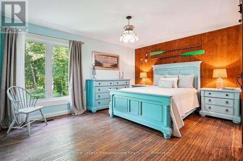 9878 15 Side Road, Halton Hills (Es Rural Esquesing), ON - Indoor Photo Showing Bedroom