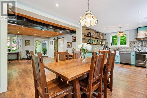 9878 15 Side Road, Halton Hills (Es Rural Esquesing), ON - Indoor Photo Showing Dining Room