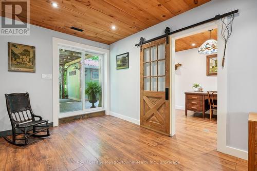 9878 15 Side Road, Halton Hills (Es Rural Esquesing), ON - Indoor Photo Showing Other Room