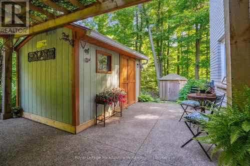 9878 15 Side Road, Halton Hills (Es Rural Esquesing), ON - Outdoor