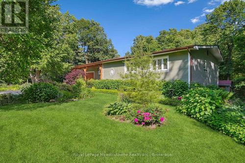 9878 15 Side Road, Halton Hills (Es Rural Esquesing), ON - Outdoor