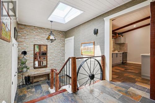 9878 15 Side Road, Halton Hills (Es Rural Esquesing), ON - Indoor Photo Showing Other Room