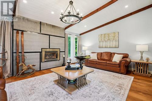9878 15 Side Road, Halton Hills (Es Rural Esquesing), ON - Indoor Photo Showing Living Room With Fireplace
