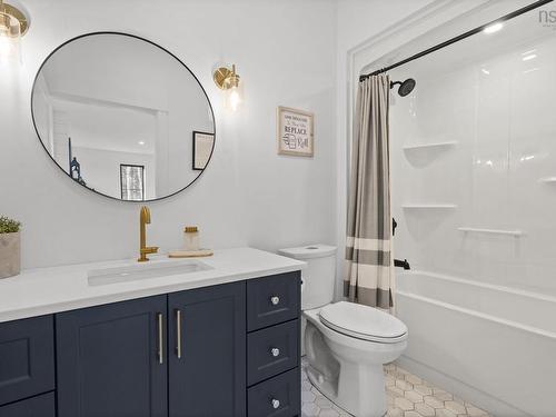 106 Edward Dr, Enfield, NS - Indoor Photo Showing Bathroom