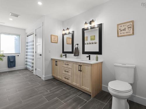 106 Edward Dr, Enfield, NS - Indoor Photo Showing Bathroom