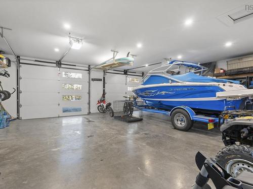 106 Edward Dr, Enfield, NS - Indoor Photo Showing Garage