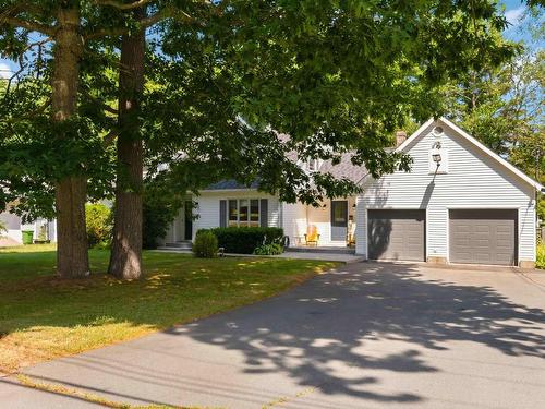 1558 Meghan Drive, Coldbrook, NS 