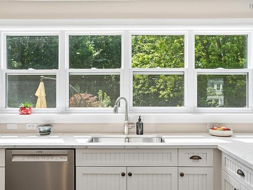 27 Stirling Avenue, Wolfville, NS - Indoor Photo Showing Kitchen With Double Sink