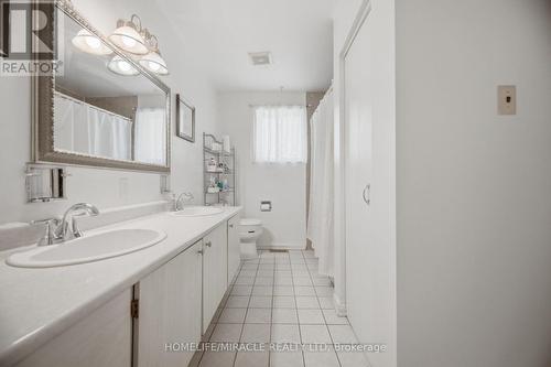 25 Furness Crescent, Toronto, ON - Indoor Photo Showing Bathroom