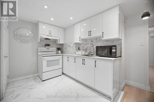 25 Furness Crescent, Toronto, ON - Indoor Photo Showing Kitchen