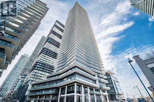 Ph102 - 38 Annie Craig Drive, Toronto, ON - Outdoor With Facade