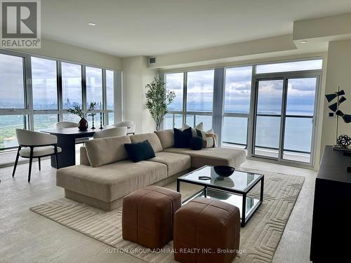 Ph102 - 38 Annie Craig Drive, Toronto, ON - Indoor Photo Showing Living Room