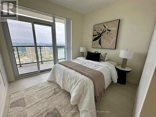 Ph102 - 38 Annie Craig Drive, Toronto, ON - Indoor Photo Showing Bedroom