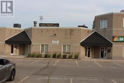 28 - 2359 ROYAL WINDSOR DRIVE  Mississauga, ON L5J 4S9